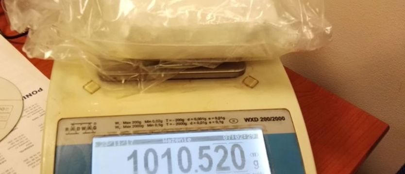 Kierowca  audi uciekał, bo miał 2 kg amfetaminy