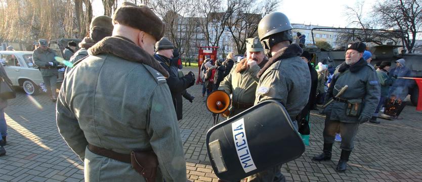 Wróciło ZOMO i koksowniki