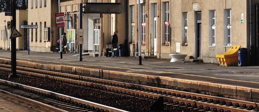 Tragiczny wypadek na dworcu w Dąbiu