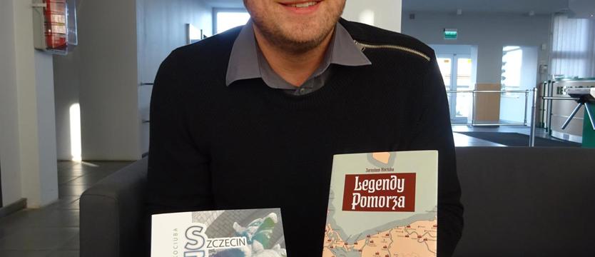 Wydał dwie kolejne książki