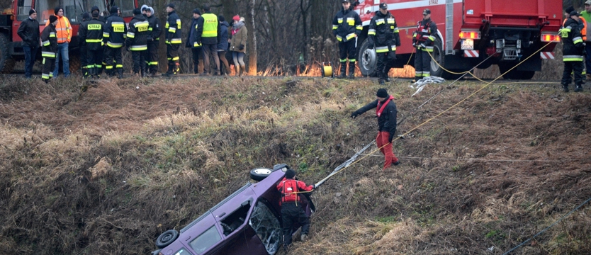 Pięć ciał w samochodzie wydobytym z rzeki