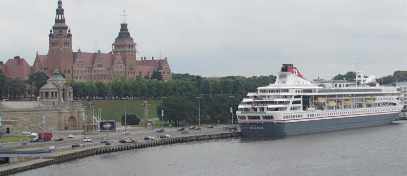Szczecińska wojenka o nabrzeża - lecą głowy