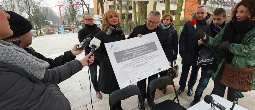 Miliony na promenadę