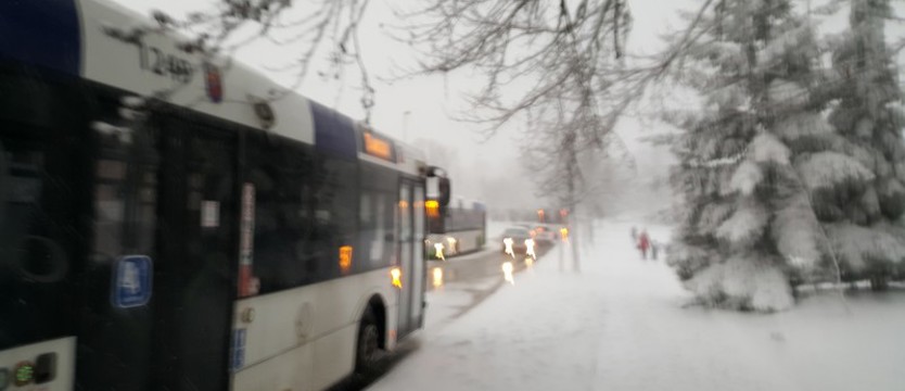 Autobusy się spóźniają