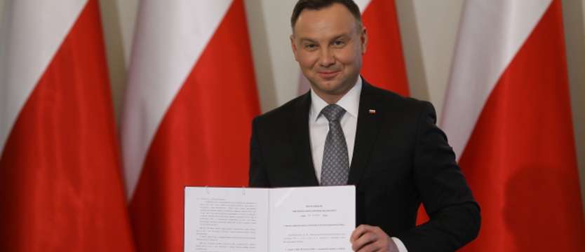 Prezydent podpisał ograniczenia handlu w niedzielę