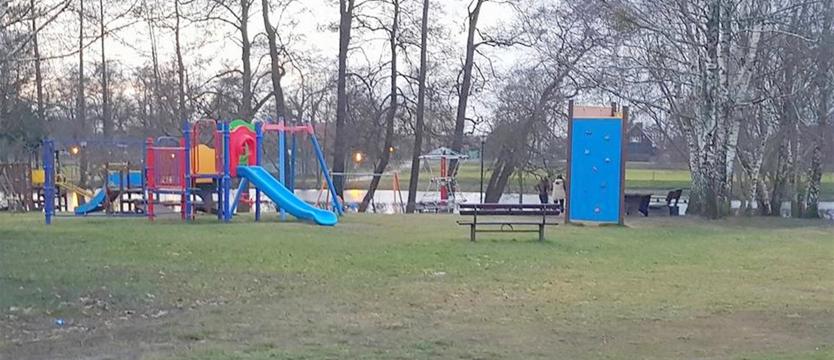 Niepełnosprawne maluchy czekają