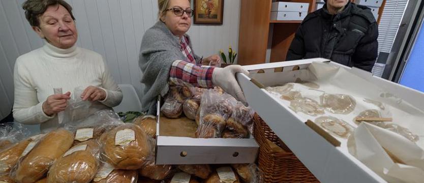 Dziel się i częstuj na targowisku