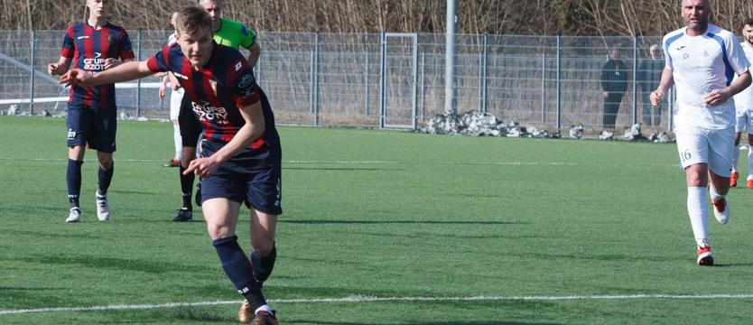 Piłka nożna. Premierowy gol Benedyczaka
