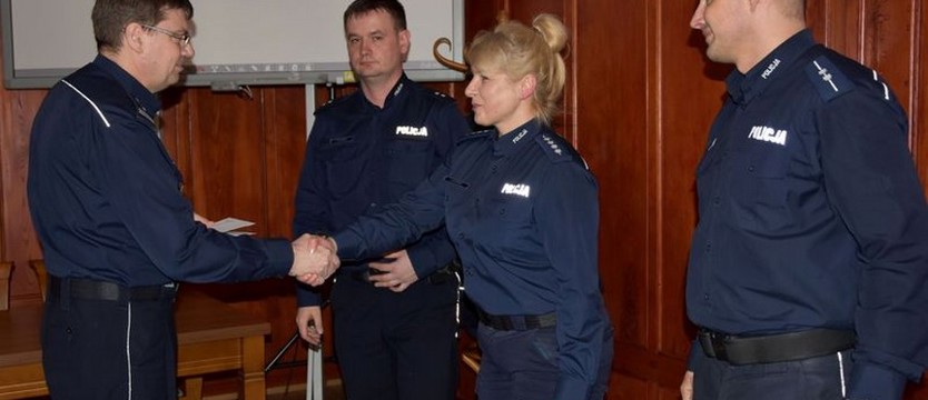 Komendant nagrodził policjantów