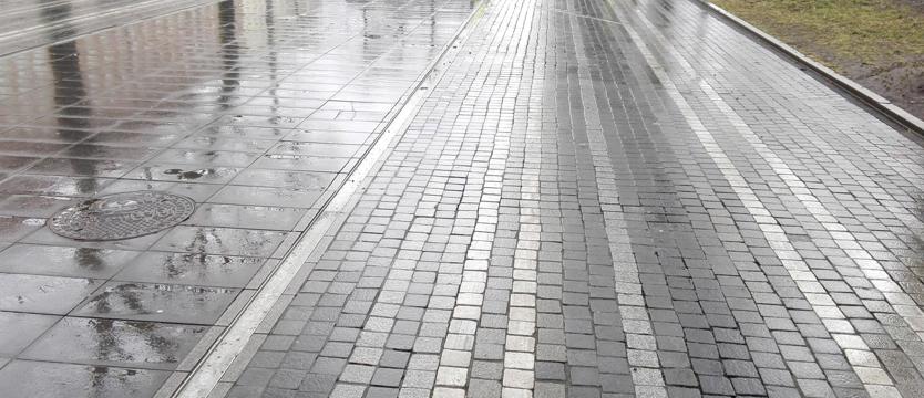 W szarej alei porządki