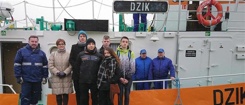 Jak wygląda praca na lodołamaczu?