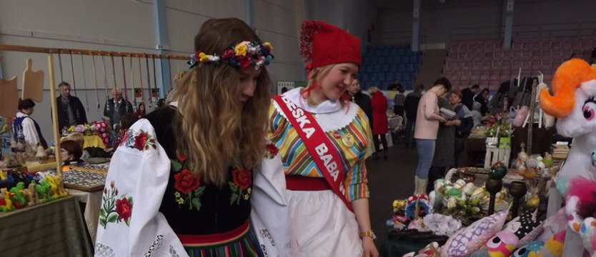 Łobeska Baba Wielkanocna. Świąteczny jarmark rozpoczęty