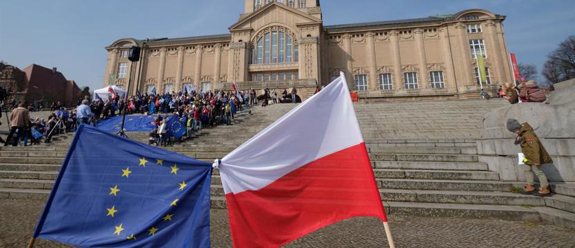 Oda zabrzmiała na Wałach