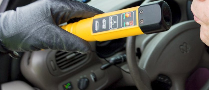 Pijany w samochodzie i na motocyklu