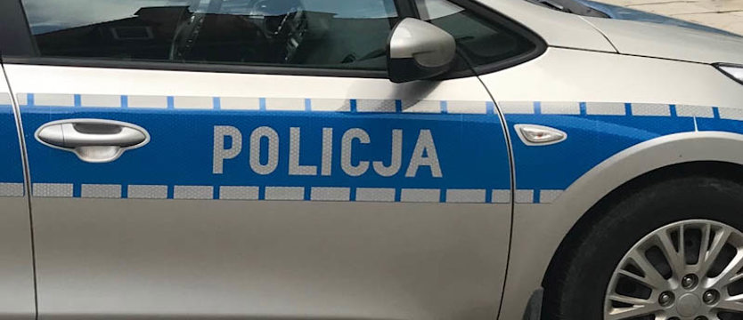 Mechaniczną piłą straszył przechodniów