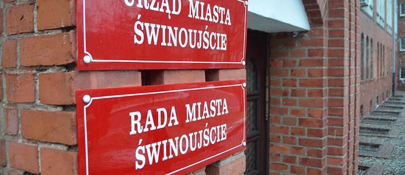 Radny obronił mandat. Sprawą zajmie się wojewoda