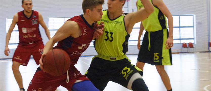 Koszykówka. King BC w finale