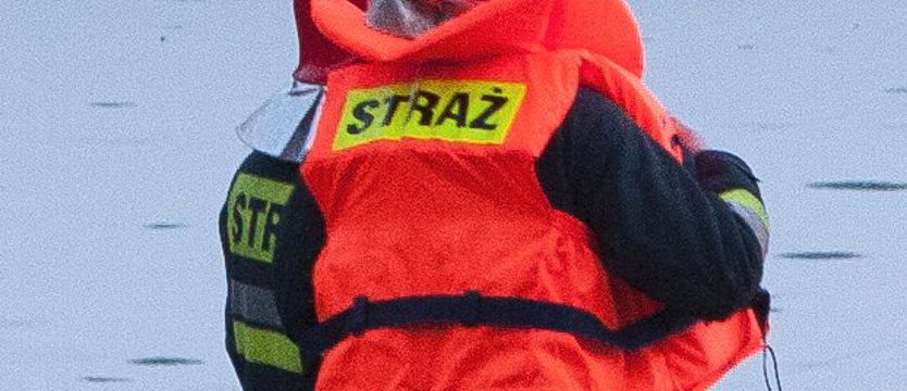 Race nad jeziorami. Żartownisie sprowokowali akcje ratownicze