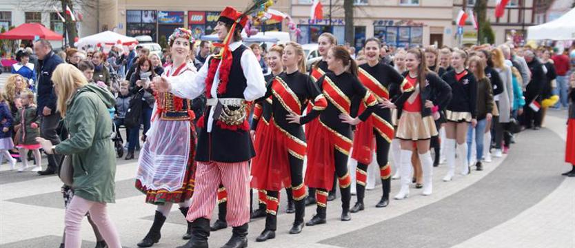 Patriotycznie i na luzie. Imprezy w regionie 2 i 3 maja