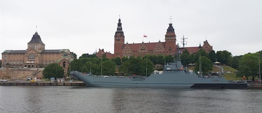 ORP Kraków zacumował w Szczecinie