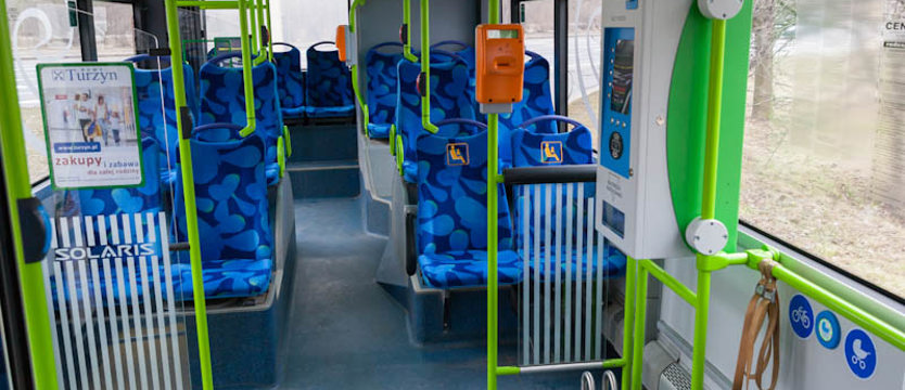 Policja szuka świadków zdarzenia w autobusie