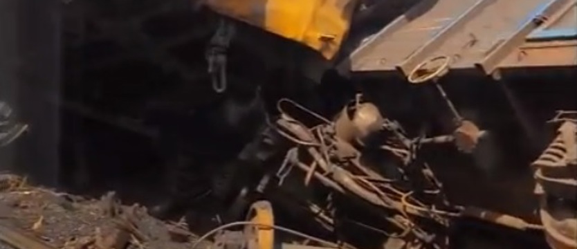 Skala zniszczeń po wykolejeniu wagonów poraża