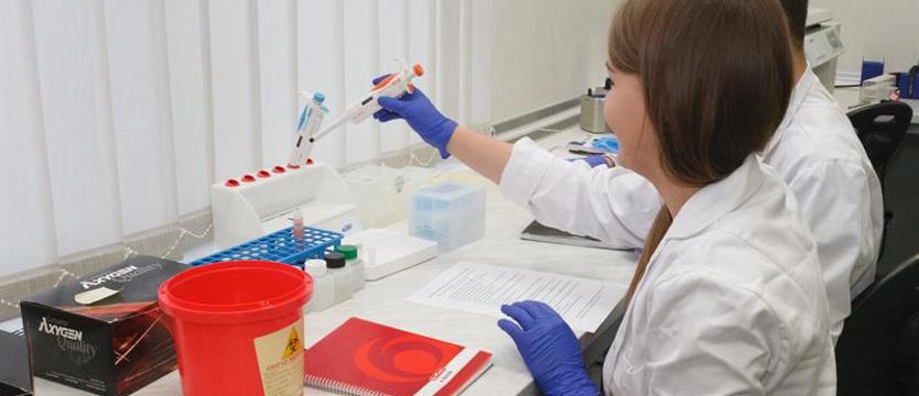 PUM zaprasza dzieci do laboratoriów