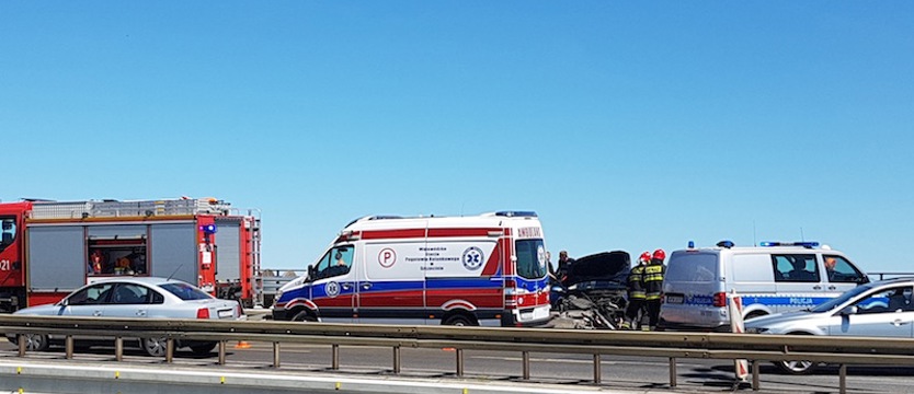 Wypadek na Trasie Zamkowej. Utrudnienia w przejeździe