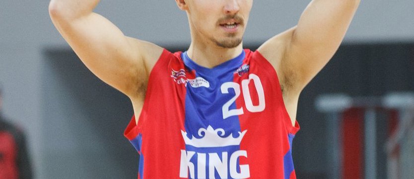 Koszykówka. Kontrakty Kinga