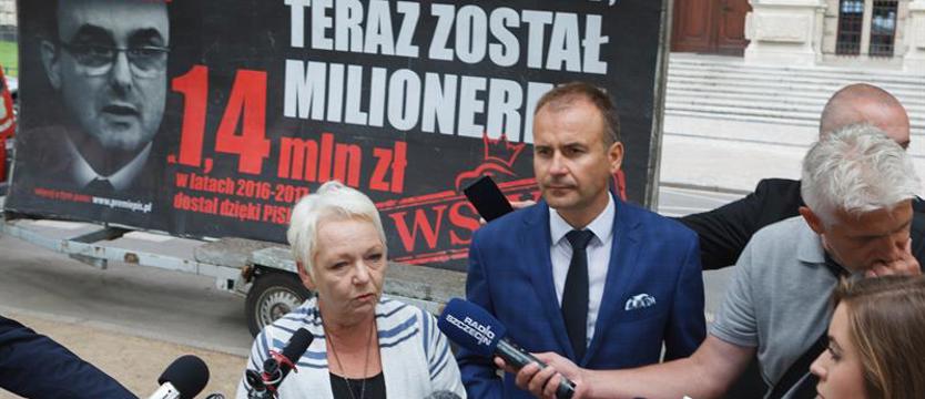 PO atakuje PiS za "skok na kasę"