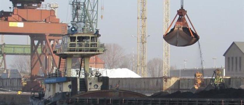 Rosną przeładunki i zyski