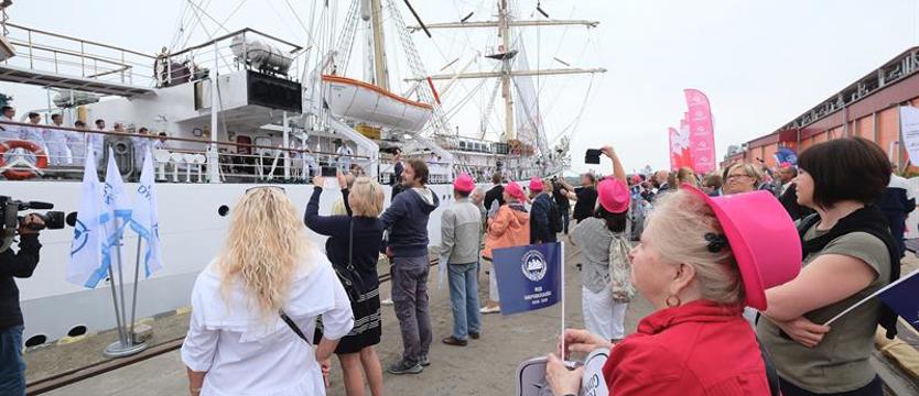 Pożegnanie „Daru Młodzieży”