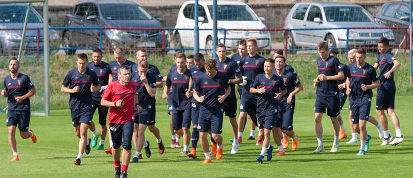 Piłka nożna. Pierwszy trening Portowców