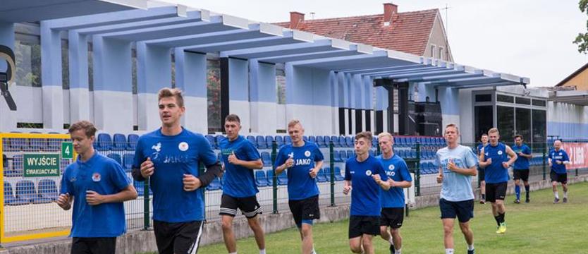 Piłka nożna. Piskorz poprowadził zajęcia