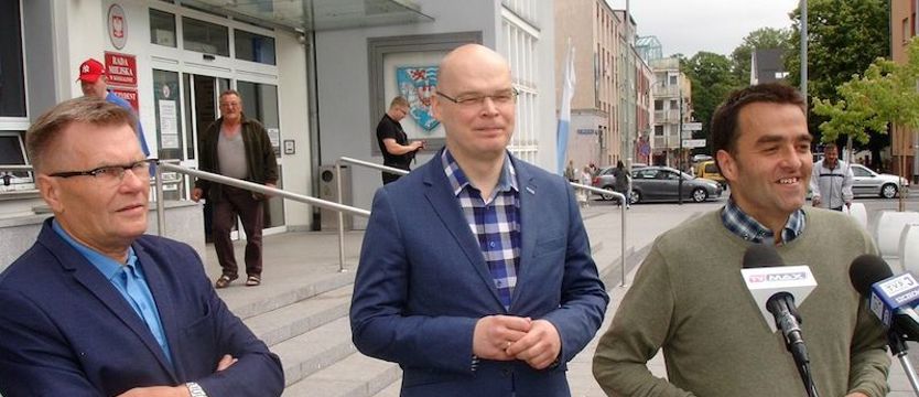 W Koszalinie wrze. Kampania za publiczne pieniądze?