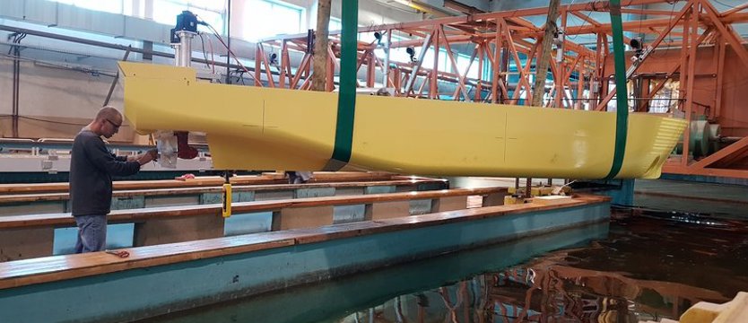 Próby modelu statku dla urzędów morskich