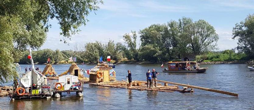 Płyną razem do Szczecina