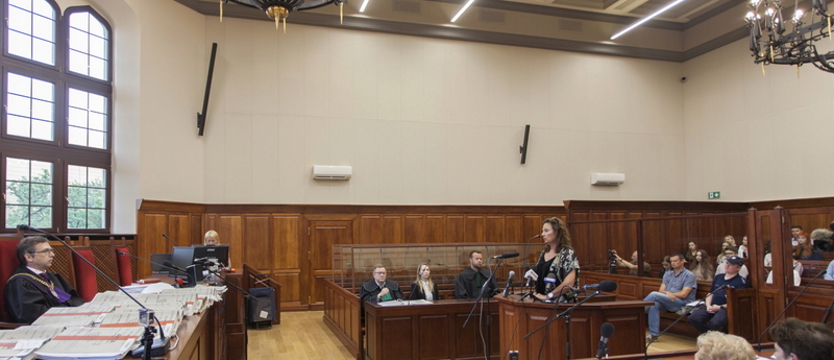 Jeszcze raz sprawdzą zapis kamery paralizatora