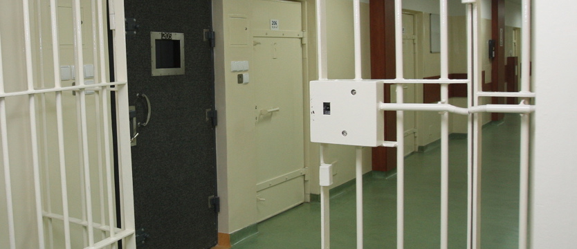 Pobili i okradli. Grozi im długa odsiadka