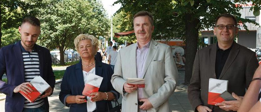 Lewica, konstytucja, niepokój
