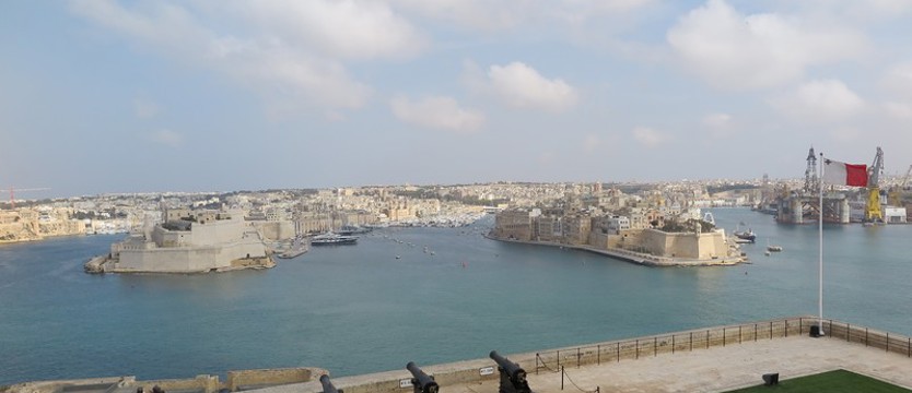 Valetta z widokiem na maltańskie trójmiasto