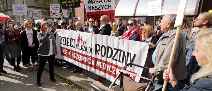 Uciekli z dzieckiem ze szpitala. Kary nie będzie