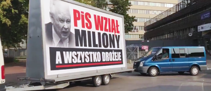 PO rusza z kolejnym „konwojem wstydu” PiS