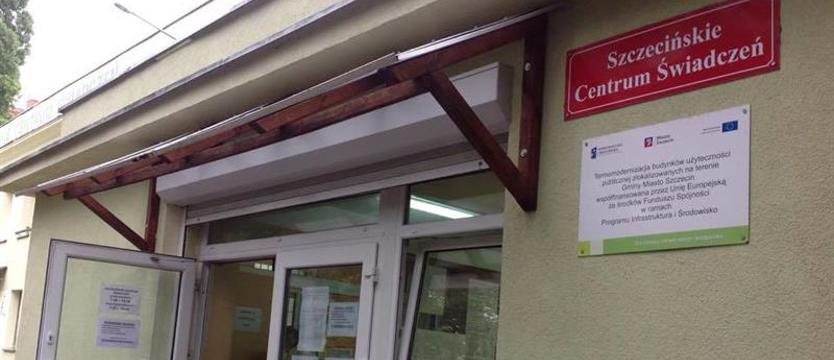 Płacą pieniądze na szkolną wyprawkę