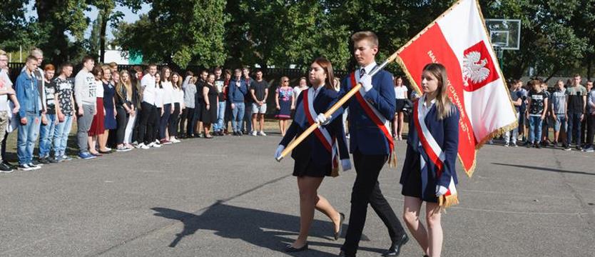 Uroczyste pasowanie. Rzemieślnikiem być