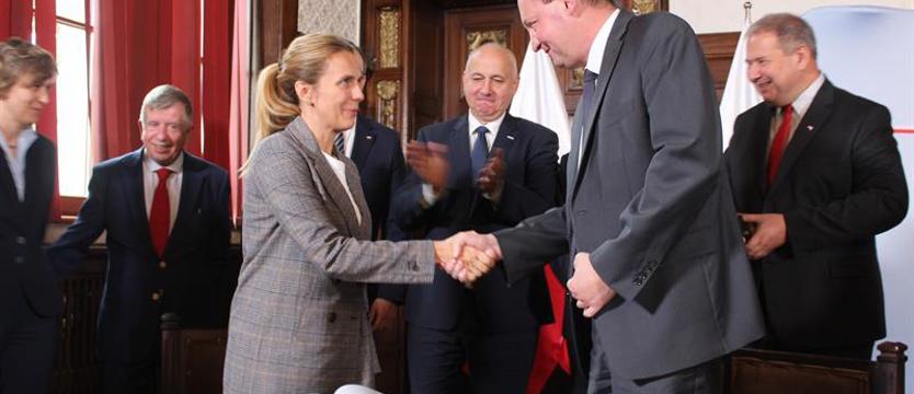 Miliony na zwrotnice