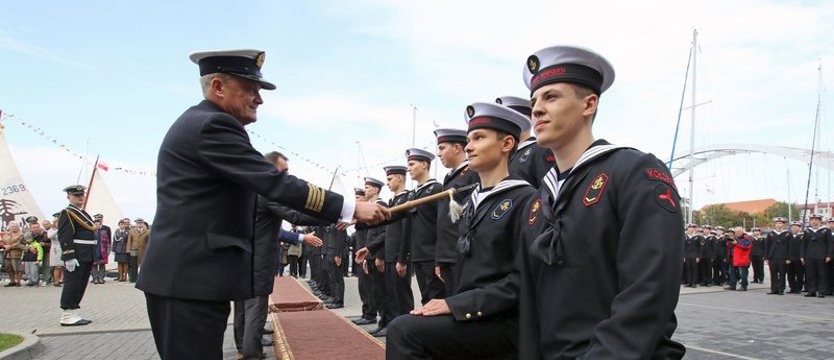 Pasowali przyszłych marynarzy