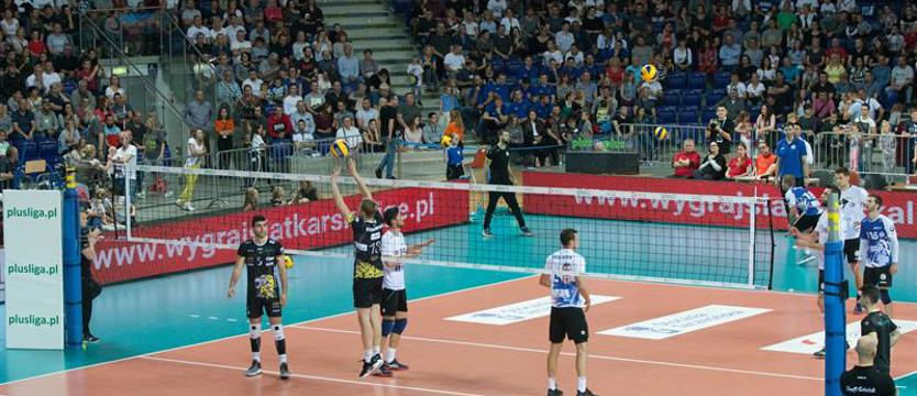 Sportowa środa. Spóźniona premiera siatkarzy