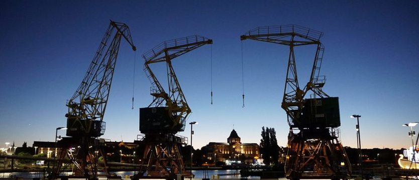 Dźwigozaury będą iluminowane