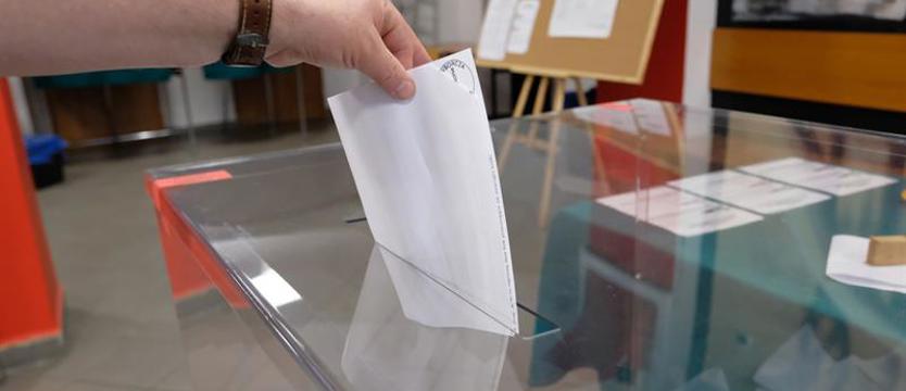 PKW: frekwencja w wyborach samorządowych do godz. 17 wyniosła 41,65 proc.